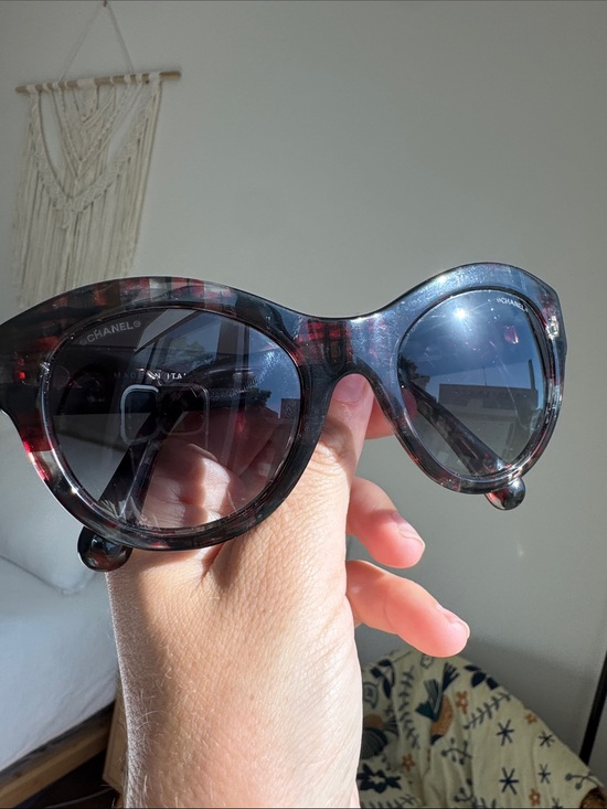 Rare Vintage Chanel Plaid Tortoise Sunglasses main image 7